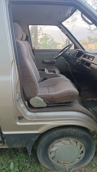 Nissan Vanette 1992