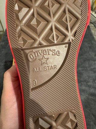 Converse x CDG Play Chuck Taylor
