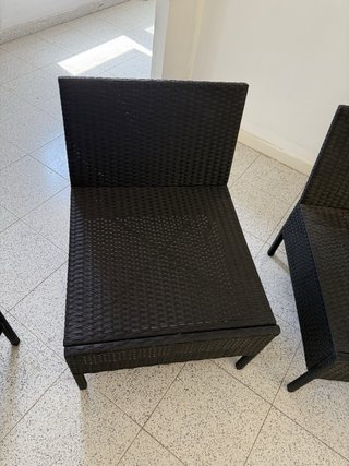 Conjunto Lounge: 5 Sillones y 1 Mesa estilo Ratán