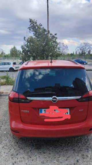 Opel Zafira Tourer 2016