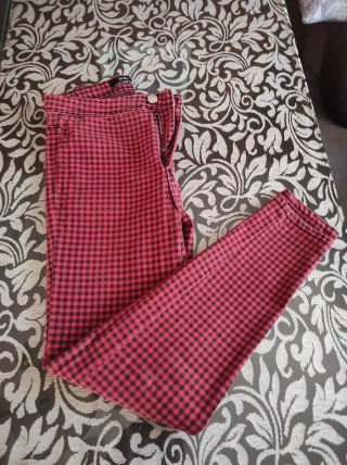 Lote 4 pantalones mujer (negro, rojo)
