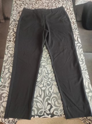 Lote 4 pantalones mujer (negro, rojo)