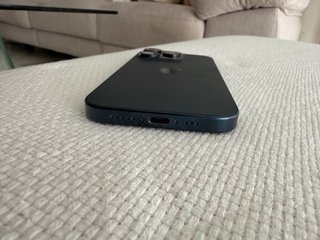 iPhone 15 Pro Negro/Azul Marino