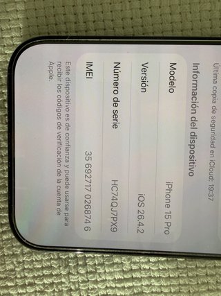 iPhone 15 Pro Negro/Azul Marino