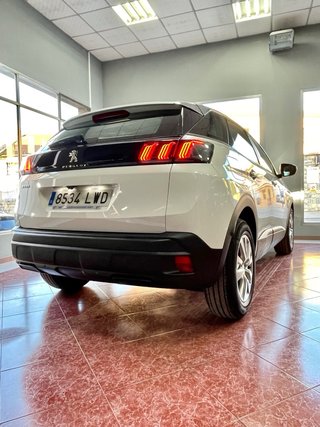 Peugeot 3008 2022
