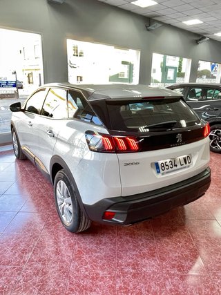 Peugeot 3008 2022