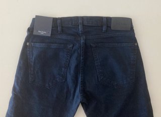 Paul Smith. Pantalón vaquero azul. W28