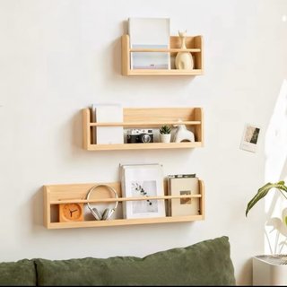 Estantería de madera o especiero