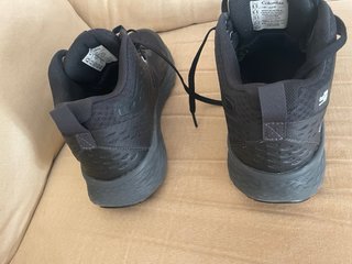 Botas Trekking Columbia Konos Negras