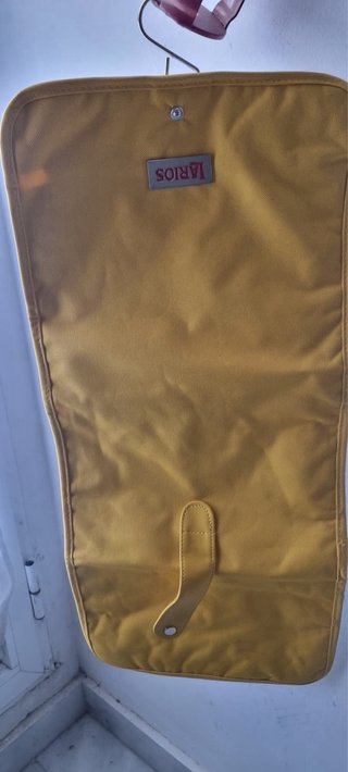 Organizador de viaje Iarios amarillo