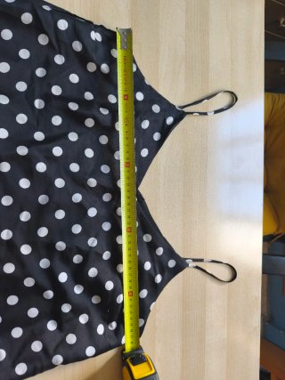 Top tirantes lunares y flores.Stradivarius.TallaM