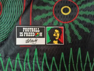 Camiseta Adidas Jamaica Bob Marley Talla XL