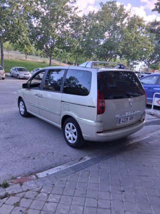 Peugeot 807 2008