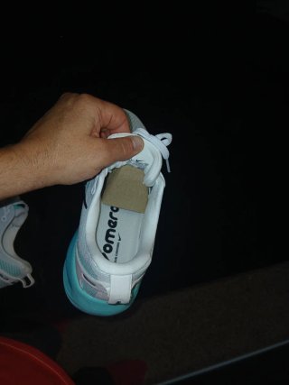 Nike Vomero 18 Talla 43 .Error de talla  regalo