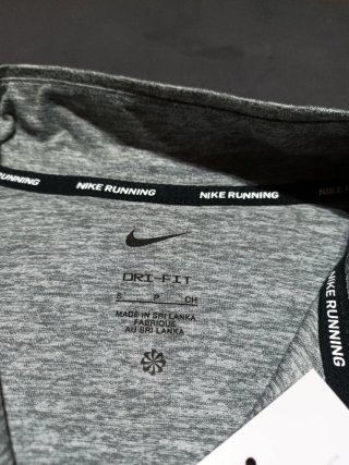 Camiseta Nike Running Dri-Fit T-shirt Talla S