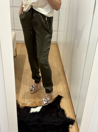 Pantalones bombachos verde oliva con cremalleras