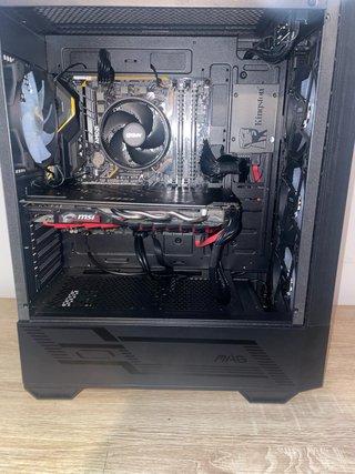 PC Gamer MSI con Accesorios