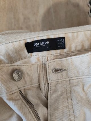 Pantalón Pull&Bear Beige Talla 44