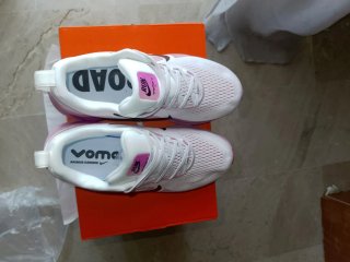 Zapatillas Nike Running Mujer Blancas Rosas
