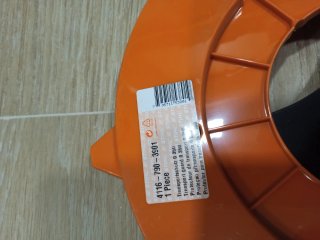 Protector Stihl + disco desbrozadora tres puntas