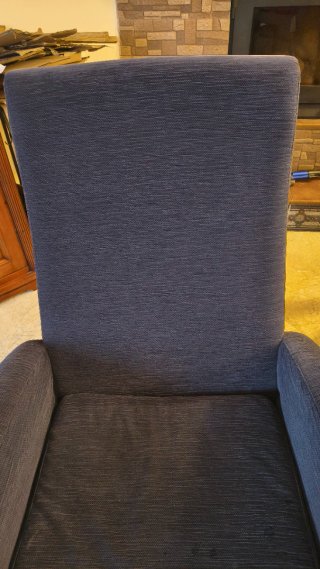 Sillón orejero azul tela