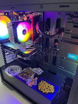 PC Gaming con luces RGB