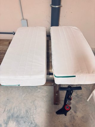 Cama extensible IKEA blanca + colchón