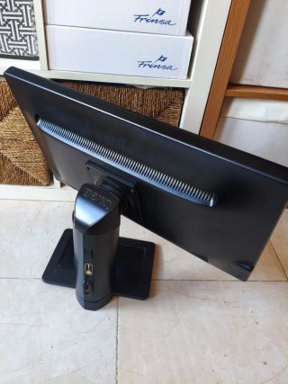 Monitor BenQ Negro (No enciende)