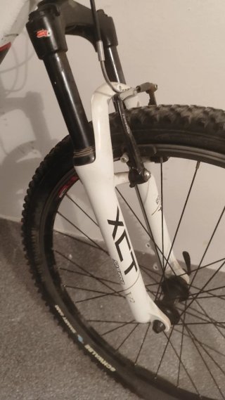 Bicicleta Conor 26" Aluminio Suspensión delantera