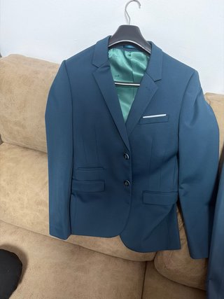 Traje de chaqueta y pantalón azul verdoso
