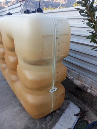 Depósito agua 2000L con aguja