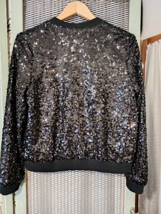 ✨ Bomber de lentejuelas negra estilo chic casual ✨
