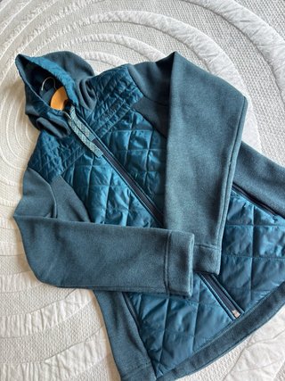 Chaqueta deportiva Quechua color verde azulado