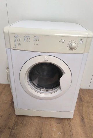 SECADORA 7KILOS INDESIT