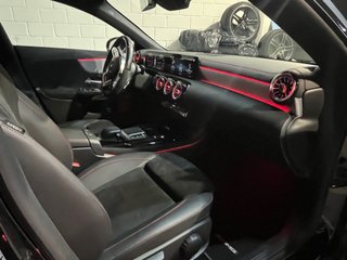 Mercedes-Benz CLA 45 amg 421cv  2020