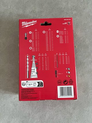 Estuche 80 brocas y puntas Milwaukee