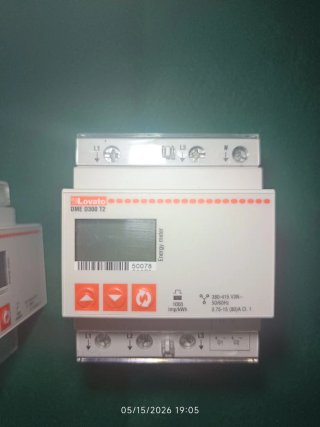 2x Medidores Energía Digital Lovato DME D300 T2