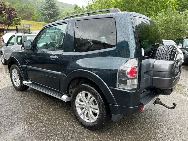 MITSUBISHI Montero 3.2 DID Kaiteki Auto