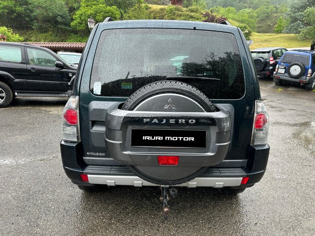 MITSUBISHI Montero 3.2 DID Kaiteki Auto