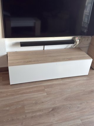 Mueble TV salón madera y blanco