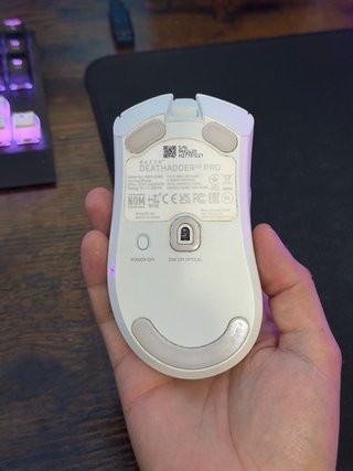 Razer Deathadder V3 PRO Inalambrico 63g 8000Hz
