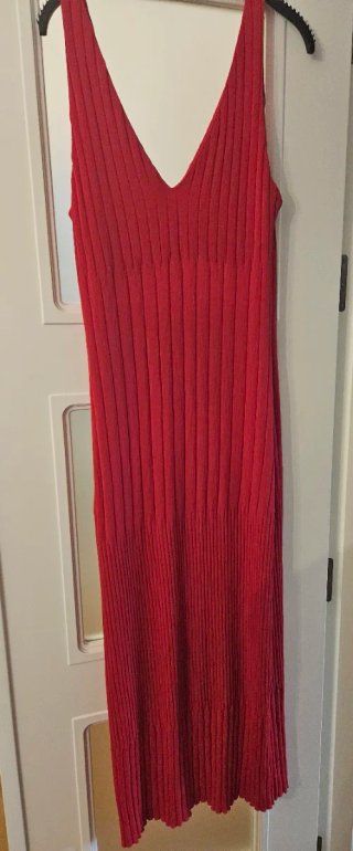 Vestido largo canalé rojo Zara