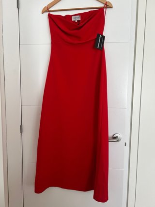 Vestido fiesta rojo Cossy