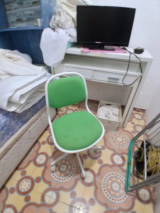 Silla de estudio con ruedas