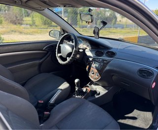 Ford Focus 2003 1.6 100cv pegatina B medioambienta