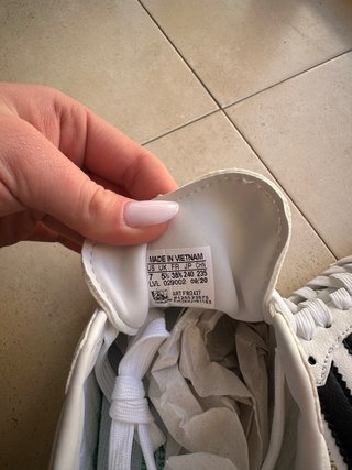 Zapatos Adidas Samba Gris y Blanco