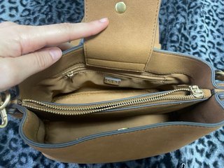 Bolso de piel marrón Parfois