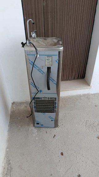 Fuente de agua Zerica