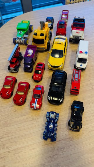 Lote 19 coches de juguete