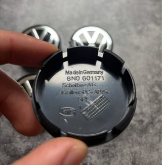 4 Tapabujes VW 55mm originales nuevos